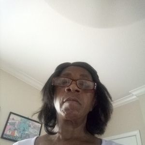 Meet your Posher, Diana